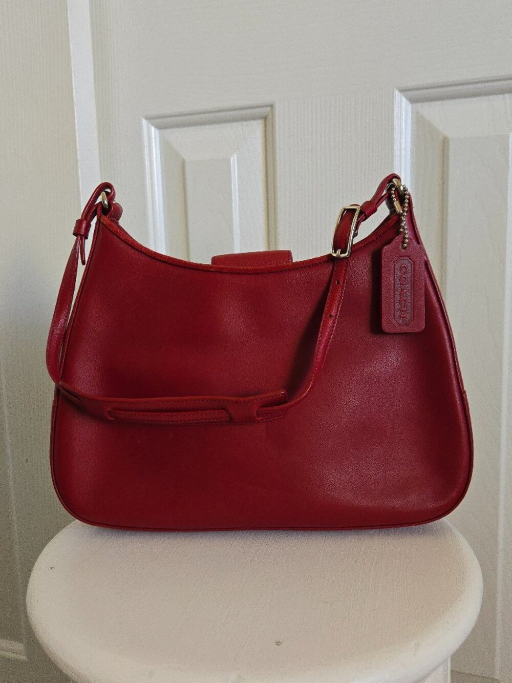 COACH Vintage Red Leather Girlie Hobo Bag (D1K-8319) - Pre-Owned